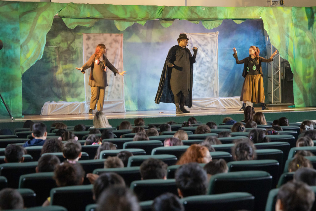 2026-06-15_teatro_junho_verde_unespar_009
