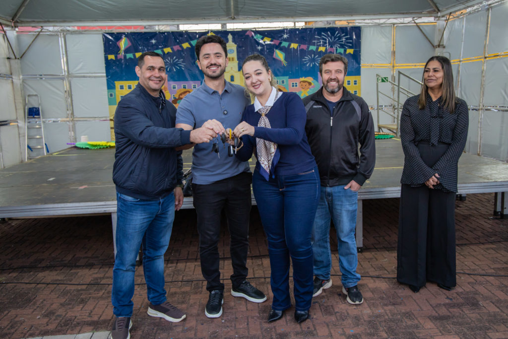 08-07-2026_entrega _de_novos_veiculos01-35