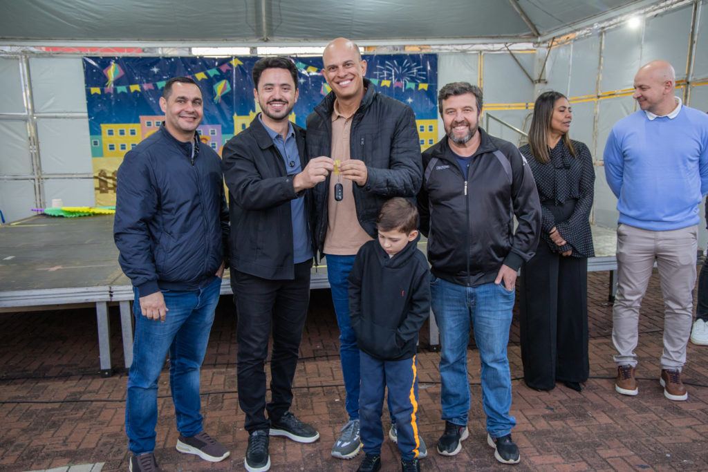 08-07-2026_entrega _de_novos_veiculos01-38