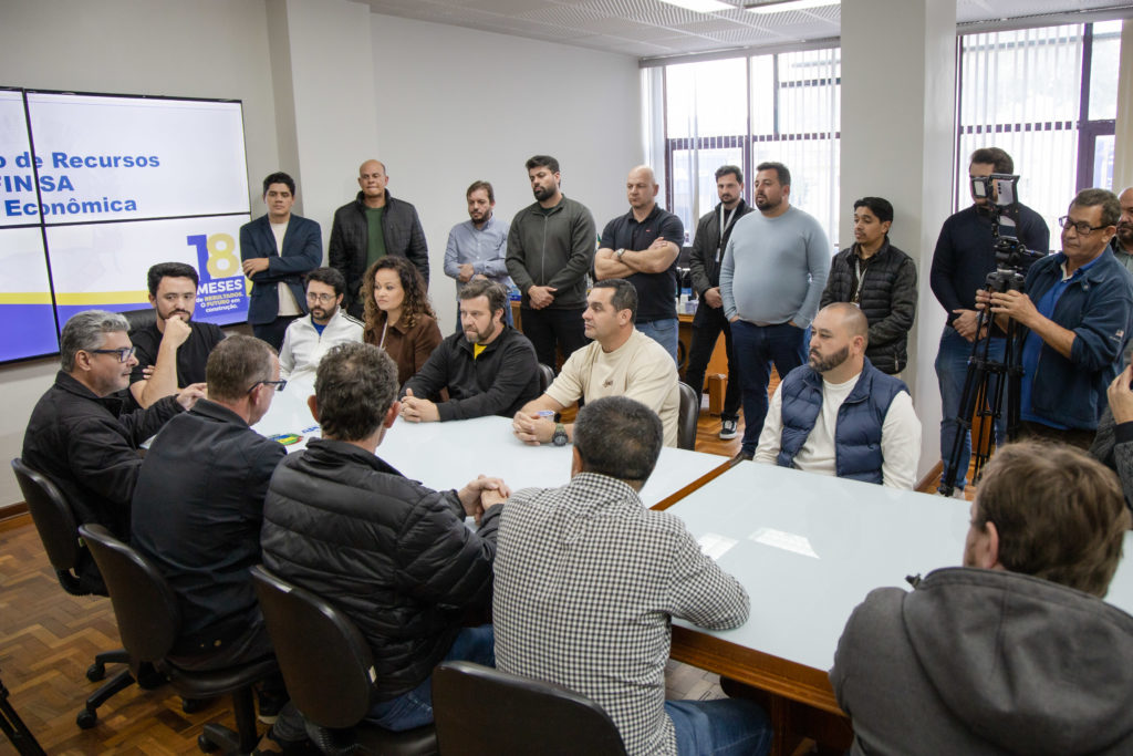 2026-07-24_coletiva_emprestimo_caixa_006