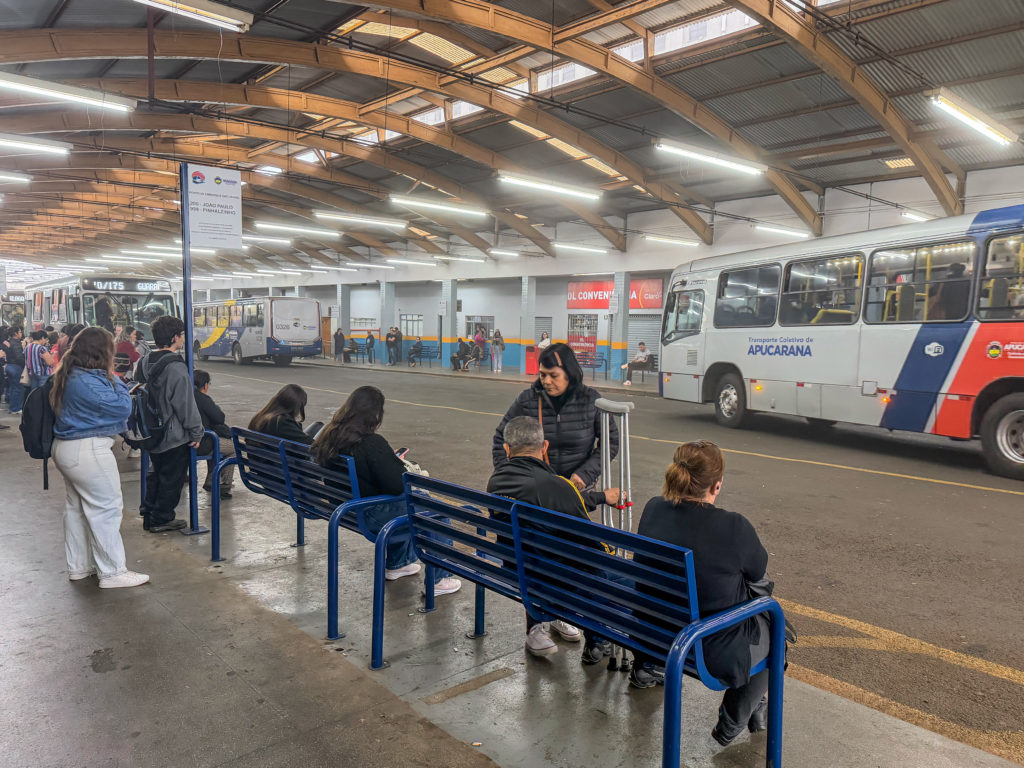 10-08-2026_retiradas-das_grades_terminal_urbano01-4