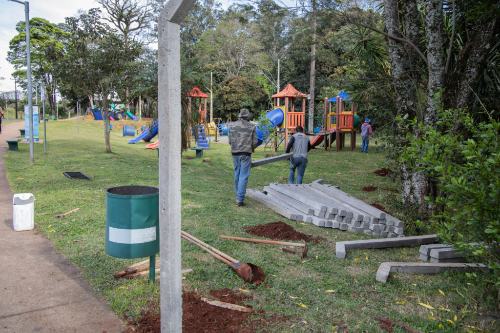 12-08-2026-cercas_parques_tematicos01-14