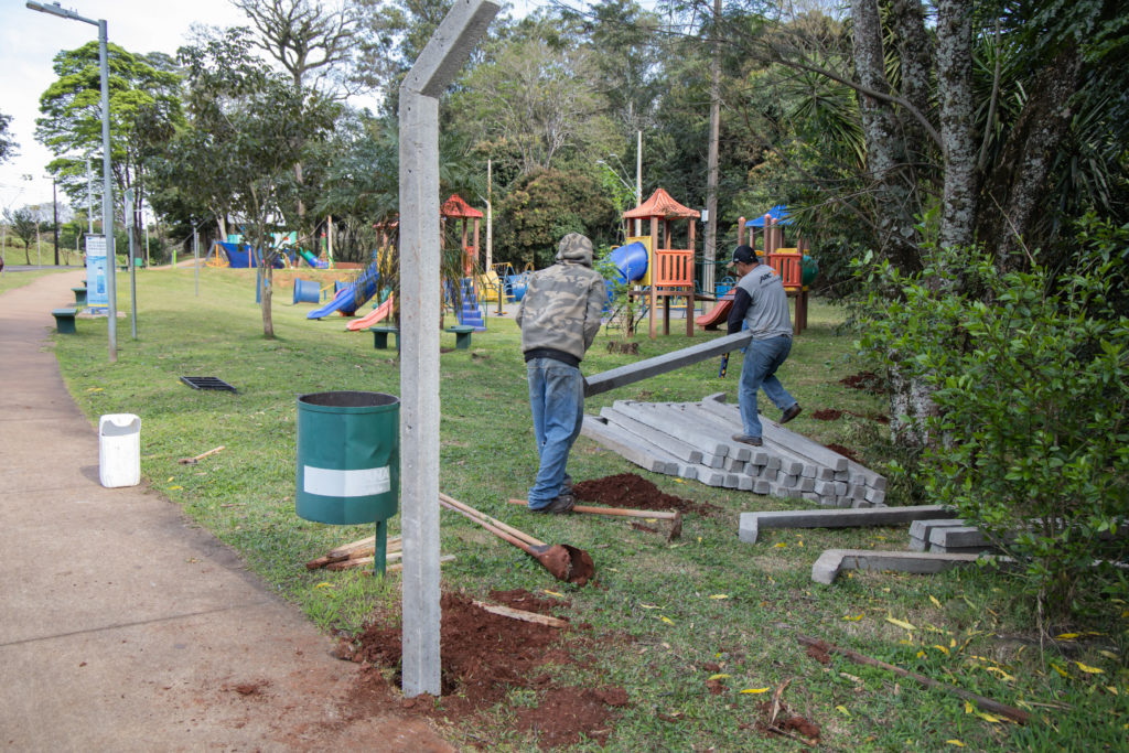 12-08-2026-cercas_parques_tematicos01-16