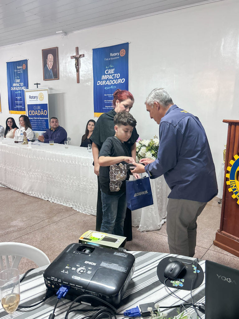 2026-08-04_projeto_olhar_amigo_rotary_005