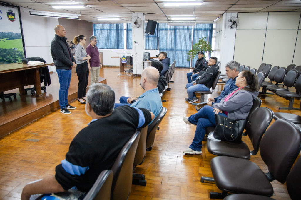 2026-08-10_motoristas_contratados_002