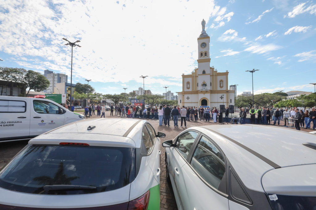 2026-08-24_entrega_veiculos_saude_017