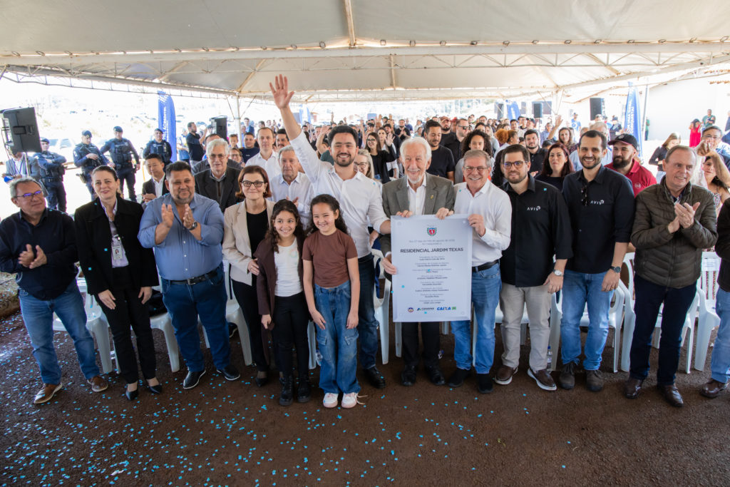 27-08-2026_vice-governador_entrega_casas -12-