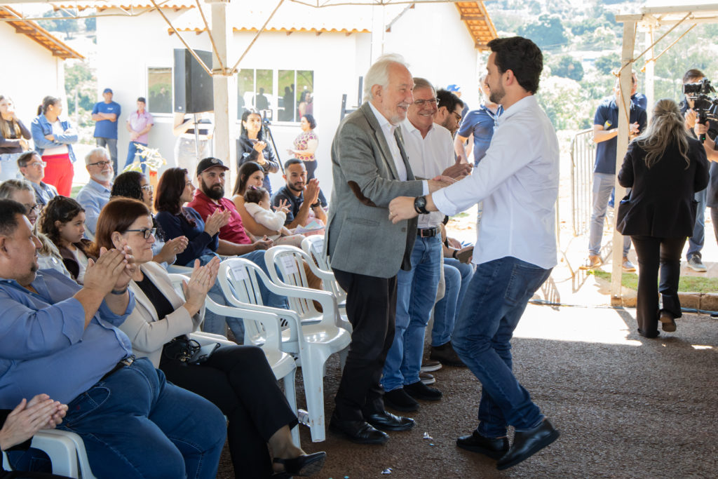 27-08-2026_vice-governador_entrega_casas -21-
