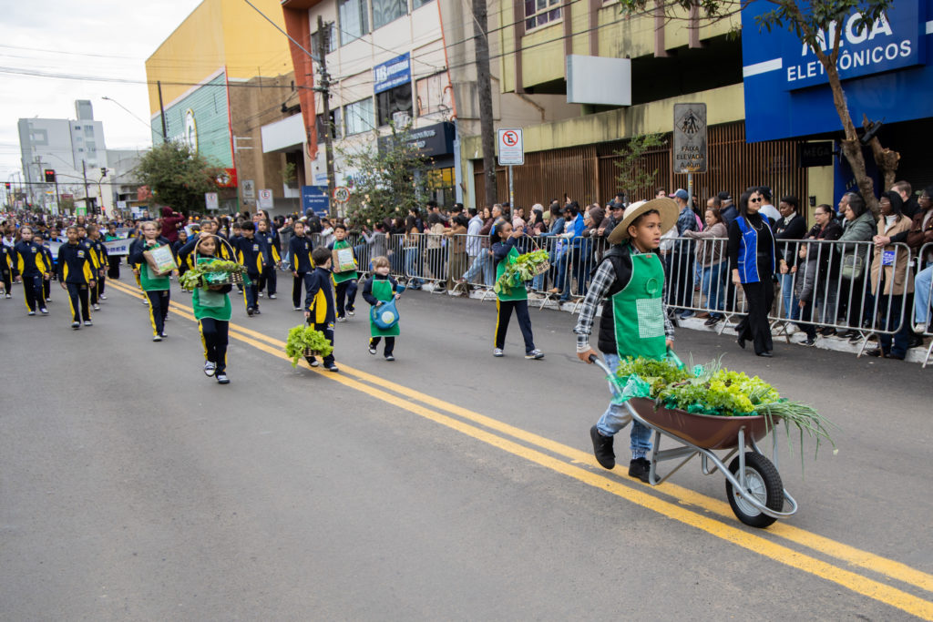 07-09-2026-desfile_cívico (40)
