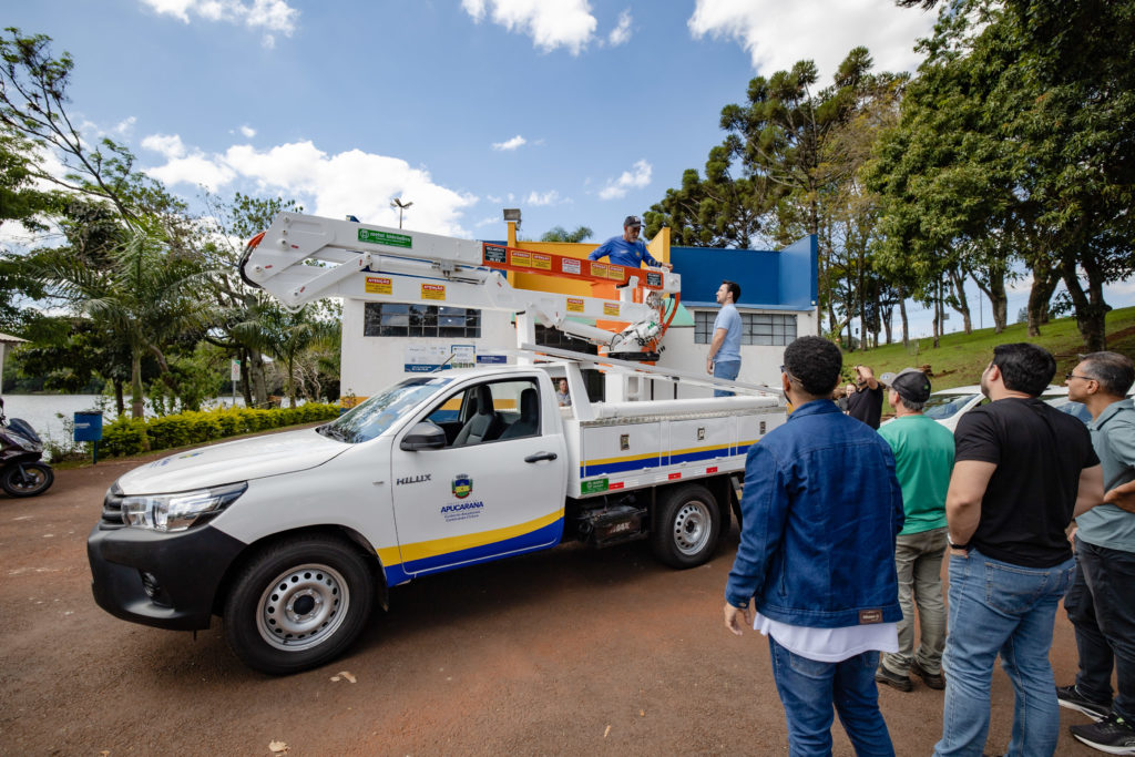 2026-09-17_entrega_camioneta_hilux_006