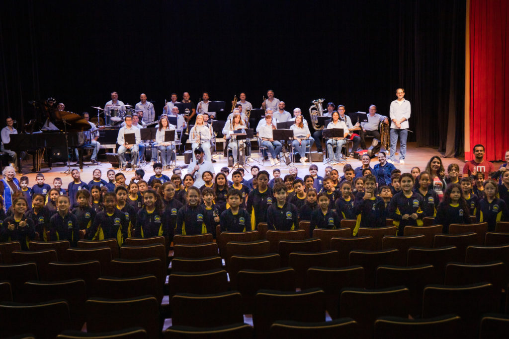 2026-10-01_Banda_municipal_fenix_apucakids_025
