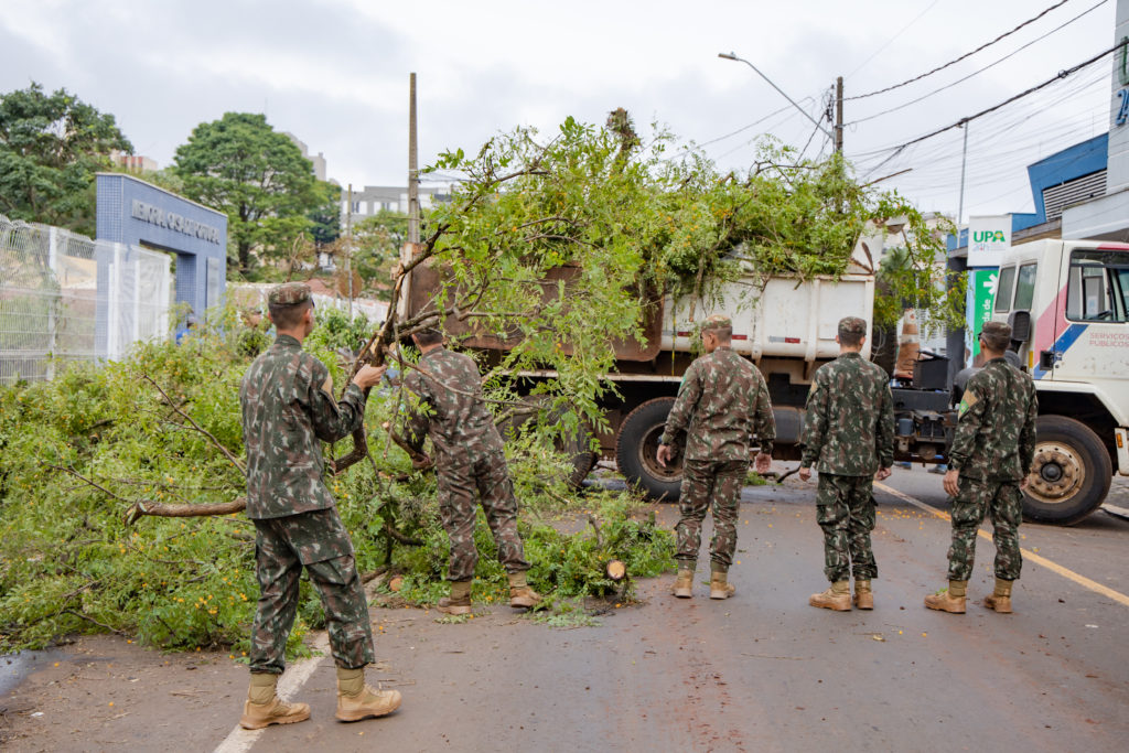 2026-10-02_limpeza_temporal_exercito_029