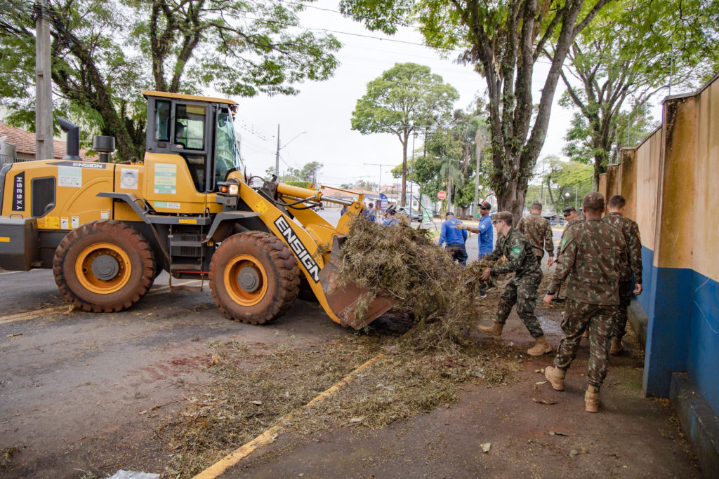 2026-10-02_limpeza_temporal_exercito_035