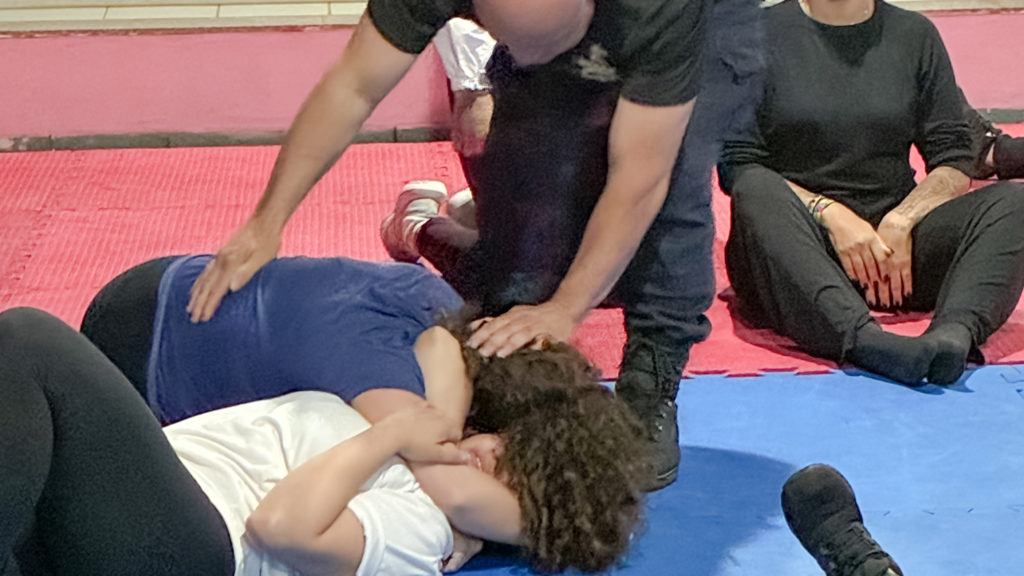 2026-10-06_curso_defesa_pessoal004
