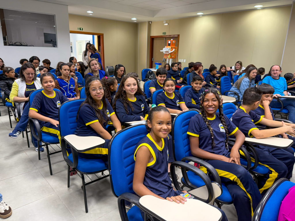 2026-10-26_CONECTADINHOS_001