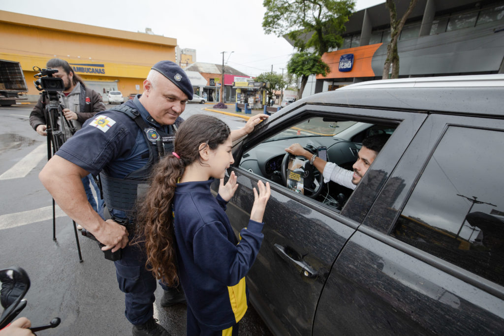 2026-10-29_blitz_educativa_gcm_007