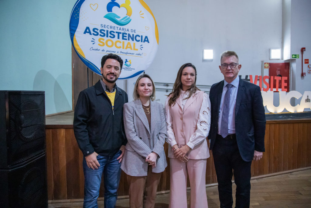 23-10-2026_l seminario_municipal_de-acolhimento_familiar01-18