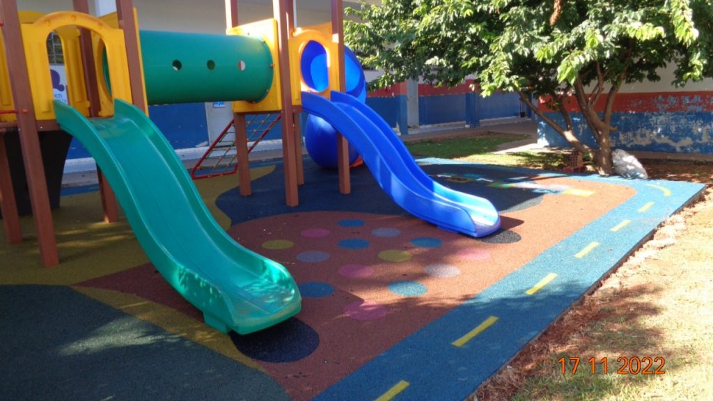 Autarquia De Educa o Instala Pisos Emborrachados Nos Parquinhos 