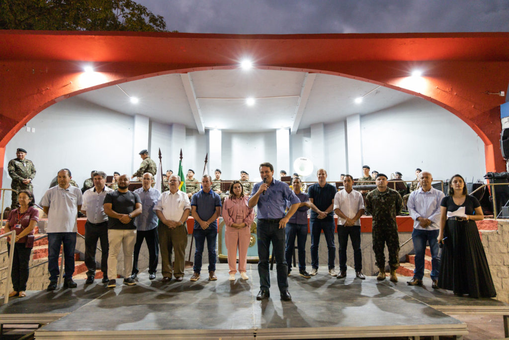 Inauguração praça 28 044