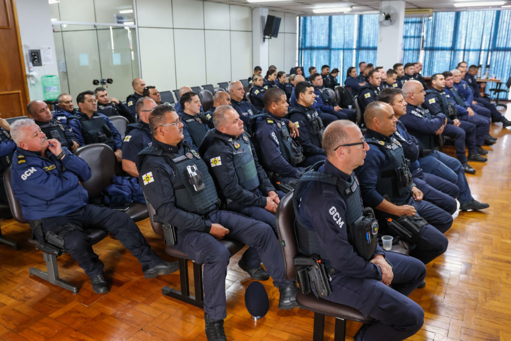 GCM treinamento salão nobre006