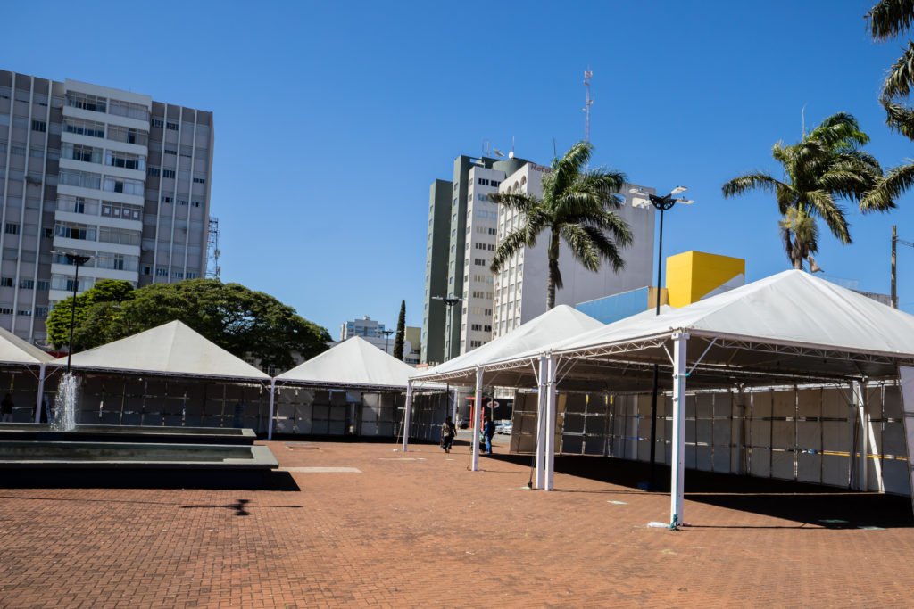 23-01-2026_montagem_palco_festa-15