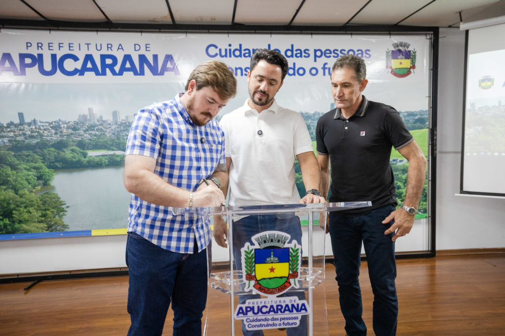 2026-02-18_troca_telhado_prefeitura016