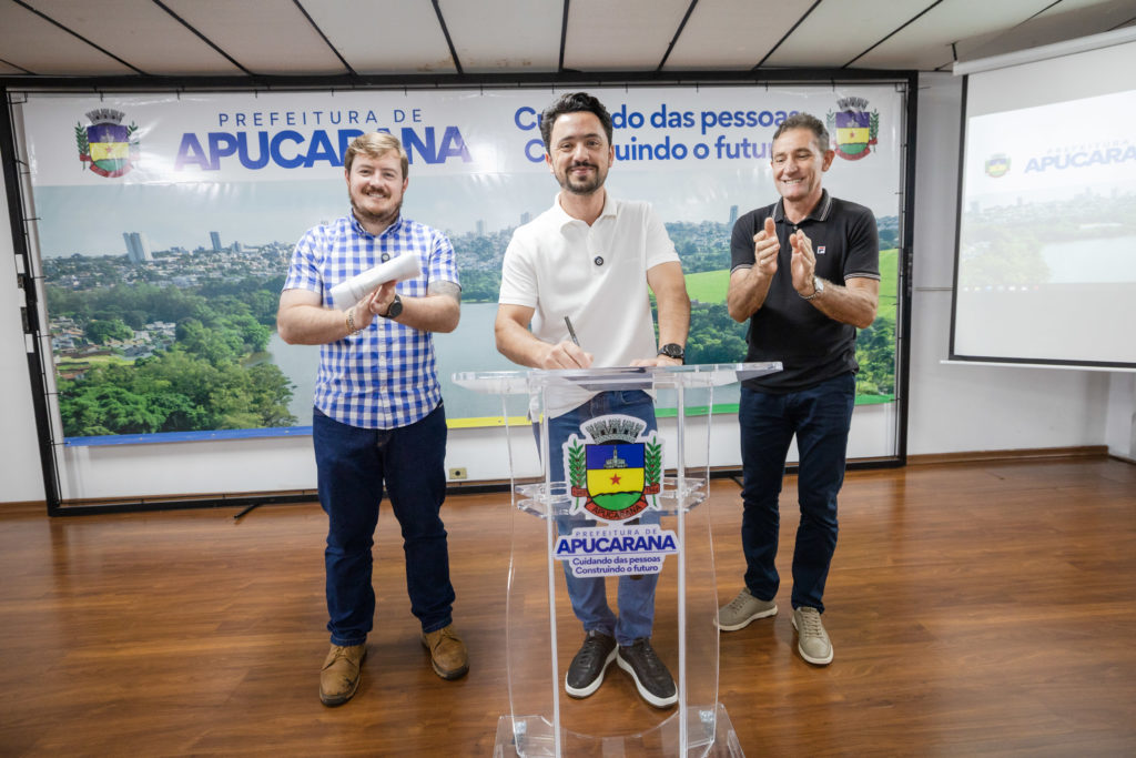 2026-02-18_troca_telhado_prefeitura019