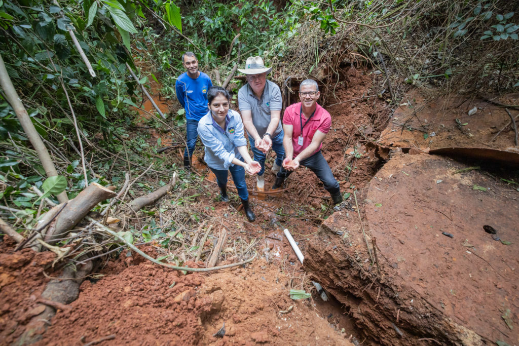 Recuperacao_Nascente_Itaipu-12-