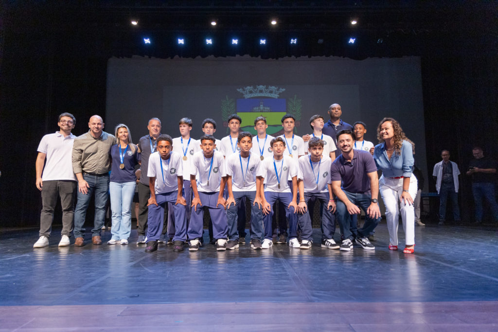 2026-04-10_premiacao_jogos_escolares022