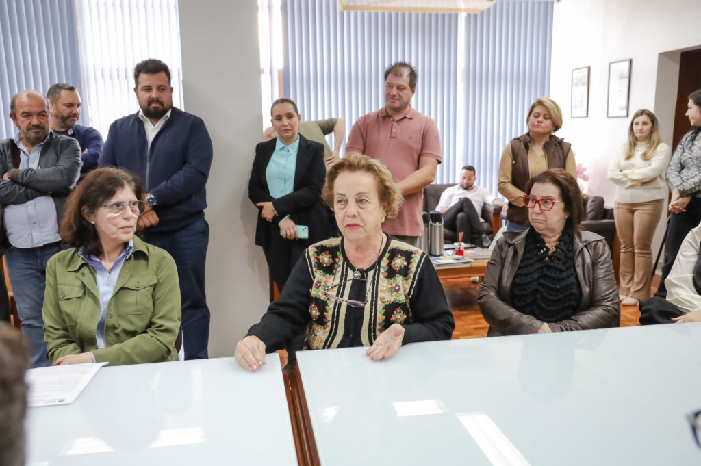 2026-05-21_contratacao_novos_servidores_009