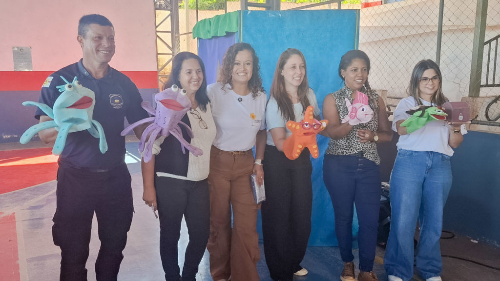 2026-05-28_fantoches_escola_001