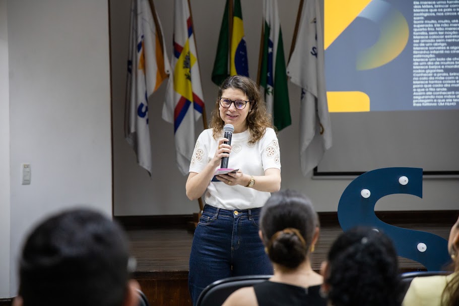 Palestra adoção senac012