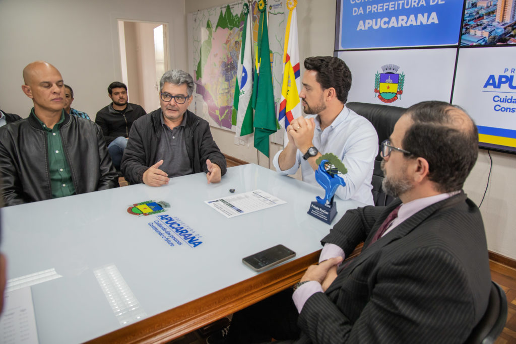 15-10-2026_coletiva_concurso-publico01-10