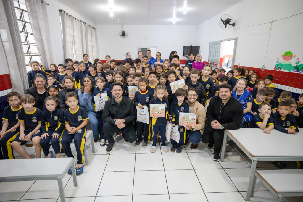 2026-10-09_entrega_doces_escola_cmei_008