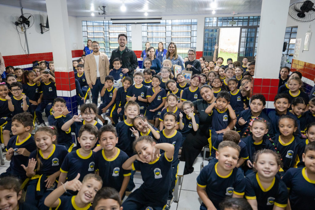 2026-10-09_entrega_doces_escola_cmei_019