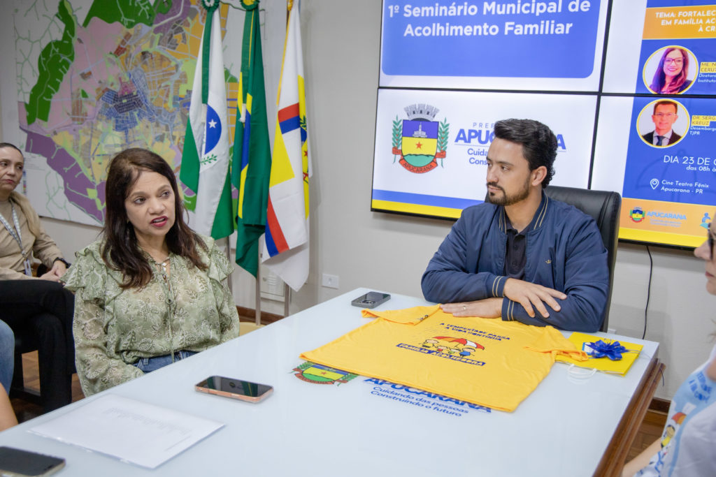 2026-10-22_coletiva_familia_acolhedora_gabinete_003