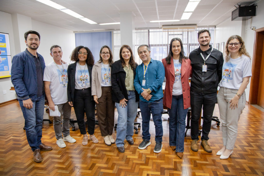 2026-10-22_coletiva_familia_acolhedora_gabinete_011